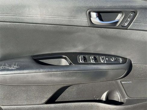 Used 2018 Kia Optima SX w/ Technology Package image 16