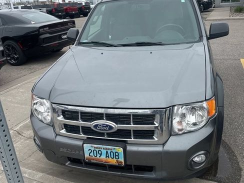 Used 2011 Ford Escape XLT w/ Class II Trailer Tow Pkg AWD/4WD image 6
