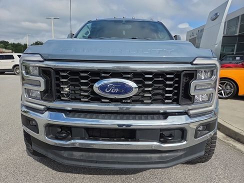 Used 2023 Ford F450 Lariat w/ Lariat Ultimate Package AWD/4WD image 2