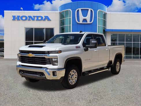 Used 2025 Chevrolet Silverado 2500 LT AWD/4WD image 21