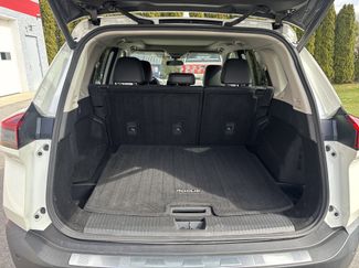 Used 2023 Nissan Rogue SV w/ SV Premium Package video 5