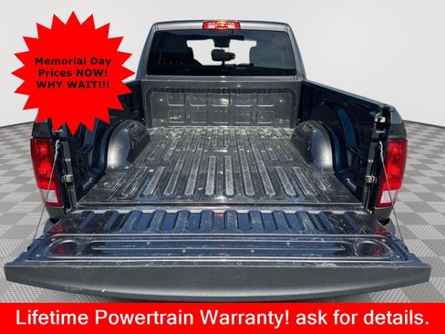 Used 2024 RAM 1500 Classic SLT AWD/4WD image 28