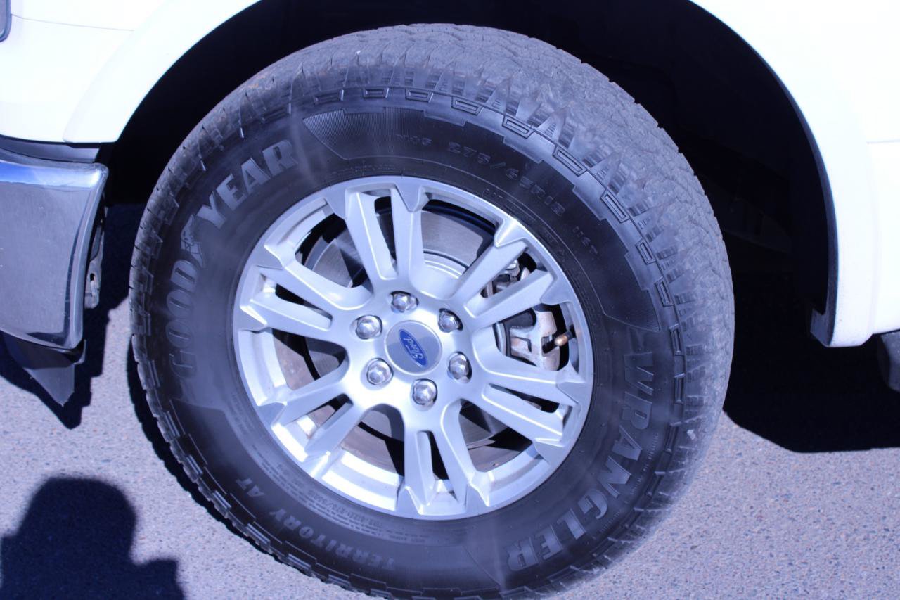 Used 2016 Ford F150 Lariat w/ Equipment Group 501A Mid AWD/4WD image 19