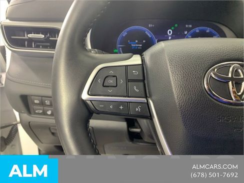 Used 2023 Toyota Highlander Platinum AWD/4WD image 25