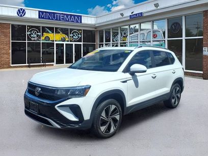 Certified 2023 Volkswagen Taos SE w/ Panoramic Sunroof Package