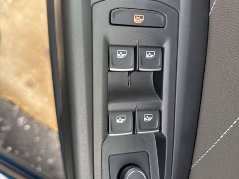 Used 2022 Volkswagen Atlas SEL image 31