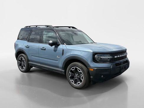 Used 2025 Ford Bronco Sport Outer Banks w/ Outer Banks Tech Package+ image 9