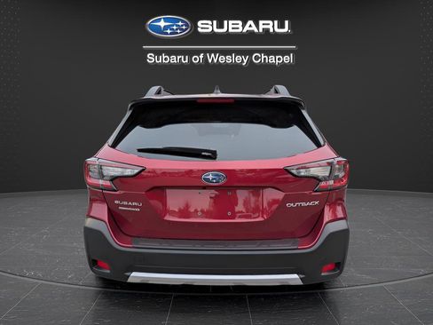 Certified 2025 Subaru Outback Premium AWD/4WD image 5