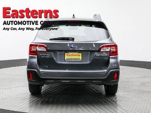 Used 2019 Subaru Outback 2.5i Premium image 6