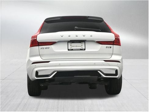 Used 2024 Volvo XC60 B5 Plus w/ Climate Package AWD/4WD image 25