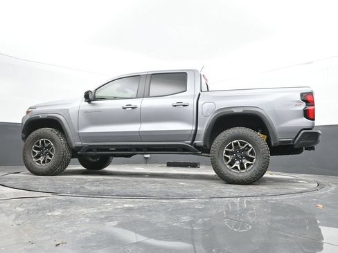 Used 2024 Chevrolet Colorado ZR2 w/ ZR2 Convenience Package III AWD/4WD image 46