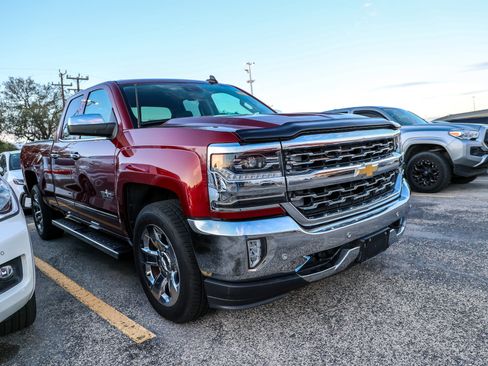 Used 2016 Chevrolet Silverado 1500 LTZ w/ Texas Edition image 6