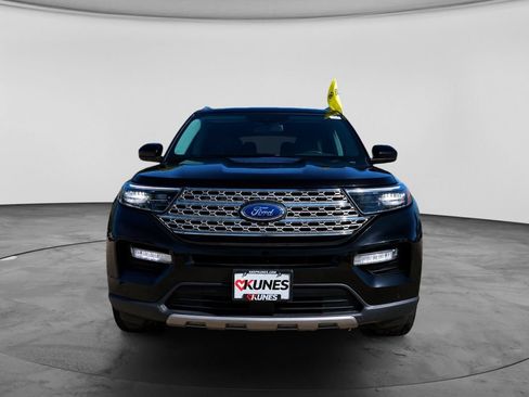 Used 2022 Ford Explorer Limited AWD/4WD image 3