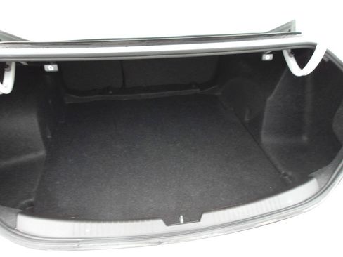 Used 2021 Chevrolet Malibu LS FWD image 25