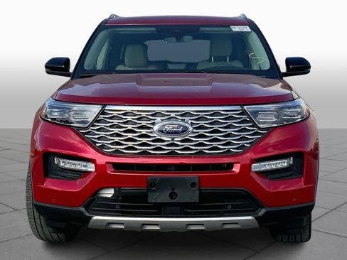 Used 2022 Ford Explorer Platinum w/ Technology Package image 3