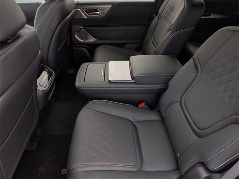 New 2026 INFINITI QX80 Autograph w/ Premium Cargo Package image 27