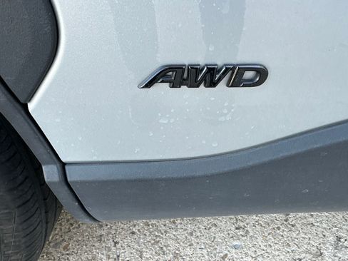 Used 2023 Toyota Corolla Cross AWD Hybrid image 5