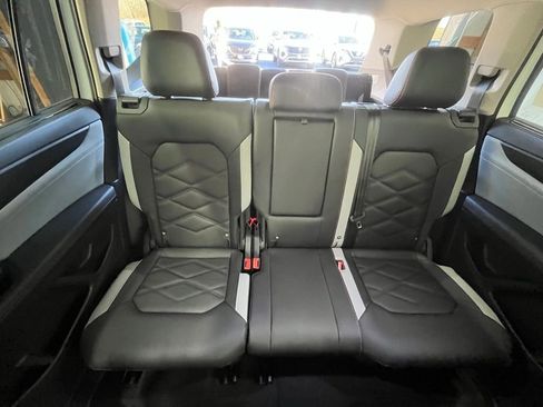New 2026 Volkswagen Atlas Peak Edition image 25
