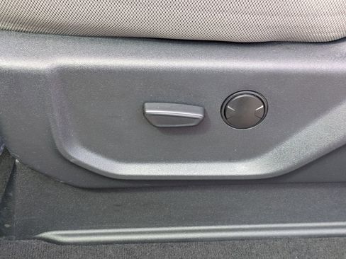 Certified 2022 Ford F250 XLT w/ XLT Premium Package image 13