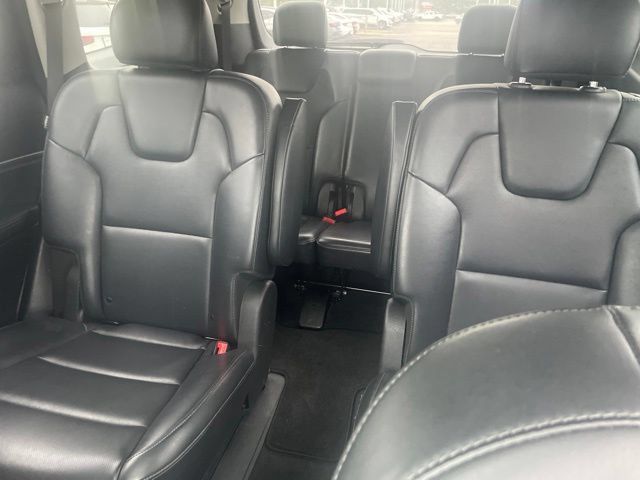 Used 2025 Kia Telluride S FWD image 10