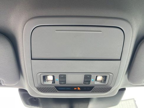 Used 2023 Ford Explorer XLT w/ Equipment Group 202A image 28