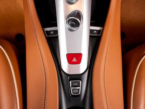 Used 2016 Ferrari California T RWD image 53