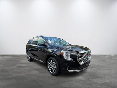 Used 2022 GMC Terrain Denali w/ Denali Premium Package