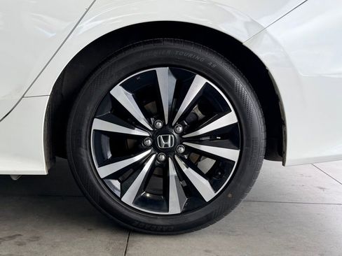 Used 2023 Honda Civic EX image 16