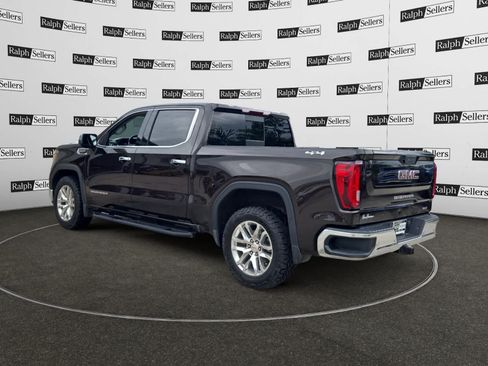 Used 2019 GMC Sierra 1500 SLT w/ SLT Premium Package AWD/4WD image 4