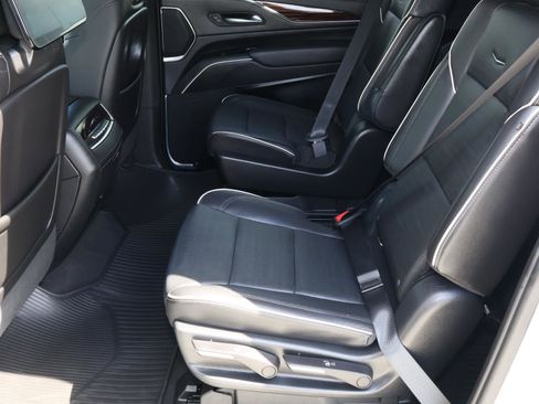 Used 2021 Cadillac Escalade ESV Premium Luxury w/ Driver Assist Tech Package image 29