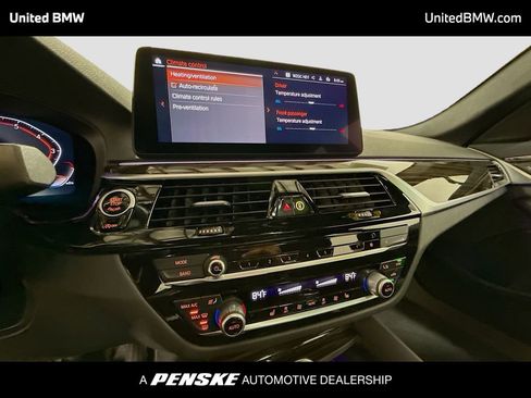 Used 2023 BMW 530i w/ Convenience Package image 11