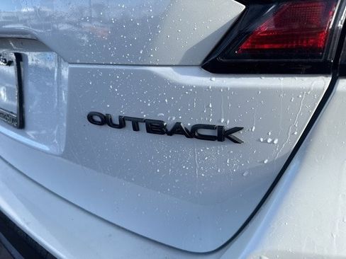 Used 2023 Subaru Outback Onyx Edition image 12