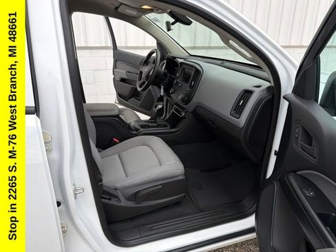 Used 2022 Chevrolet Colorado W/T RWD image 21