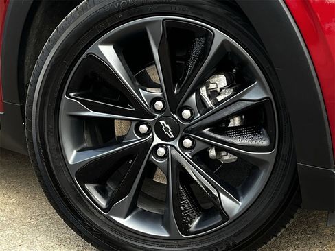 Used 2022 Chevrolet Bolt EUV Premier w/ Launch Edition image 30