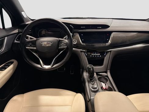 Used 2020 Cadillac XT6 Sport AWD/4WD image 21