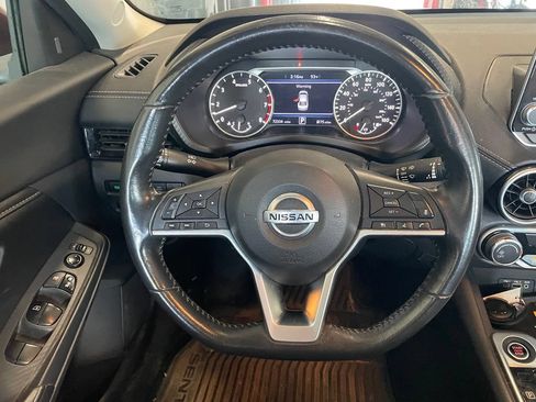 Certified 2022 Nissan Sentra SV FWD image 13