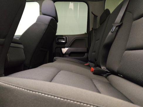 Used 2019 Chevrolet Silverado 1500 LT AWD/4WD image 18