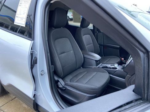 Used 2025 Ford Escape Active image 19