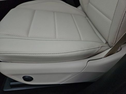New 2026 Mercedes-Benz GLE 350 4MATIC image 22