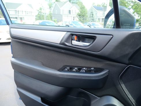 Used 2019 Subaru Legacy 2.5i Premium AWD/4WD image 15