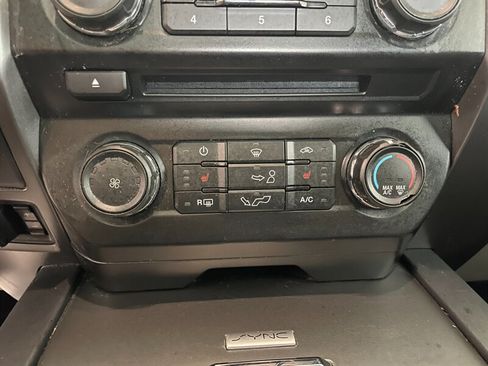 Used 2016 Ford F150 XLT w/ Equipment Group 302A Luxury AWD/4WD image 15