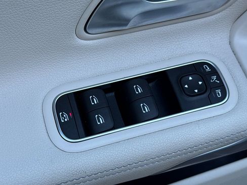 Certified 2024 Mercedes-Benz CLA 250 image 12