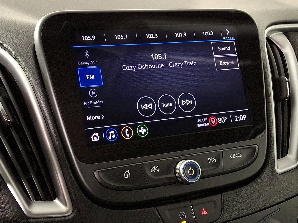 Used 2024 Chevrolet Malibu RS FWD image 3
