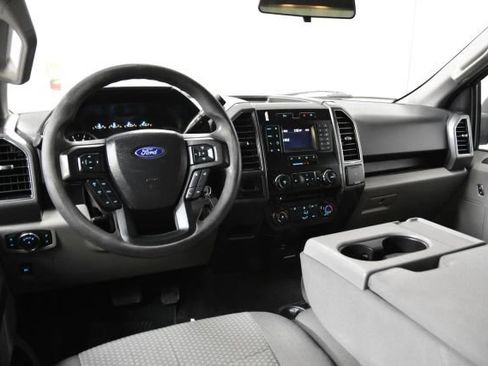 Used 2018 Ford F150 XLT RWD image 31