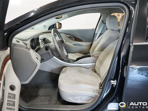 Used 2010 Buick LaCrosse CX FWD image 10