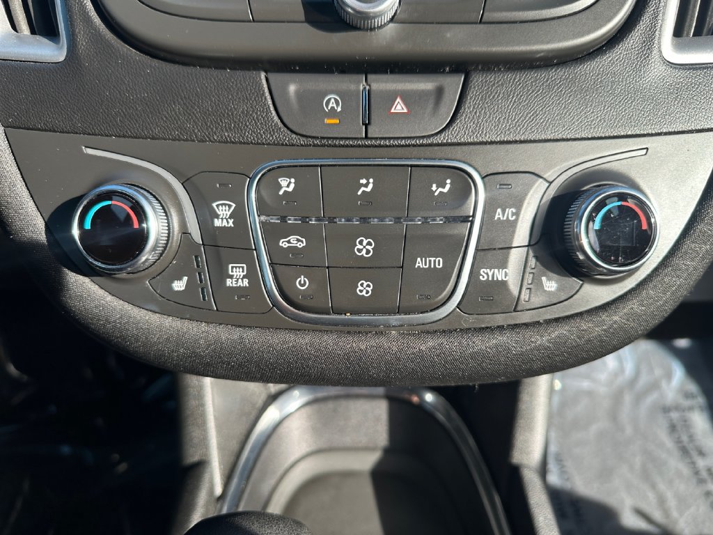Used 2024 Chevrolet Malibu LT FWD image 18