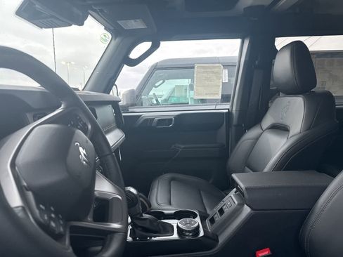 New 2026 Ford Bronco Badlands image 29