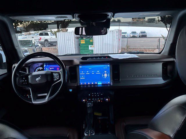 Used 2023 Ford Bronco Outer Banks w/ Sasquatch Package AWD/4WD image 35