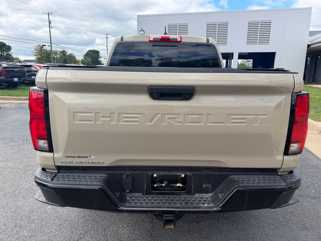 Used 2024 Chevrolet Colorado Z71 w/ Z71 Convenience Package 2 AWD/4WD image 4