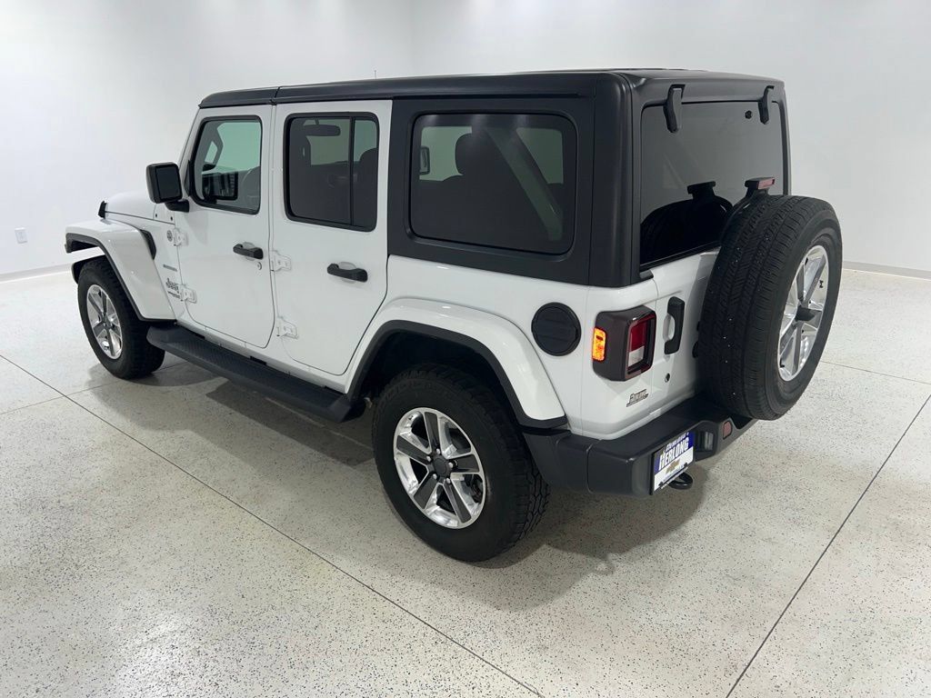 Used 2020 Jeep Wrangler Unlimited Sahara AWD/4WD image 3